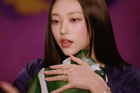 Haerin pornstar art photos