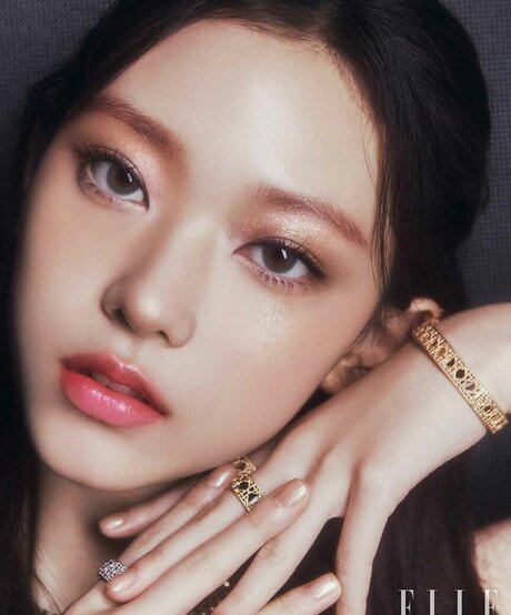 Haerin star nice image