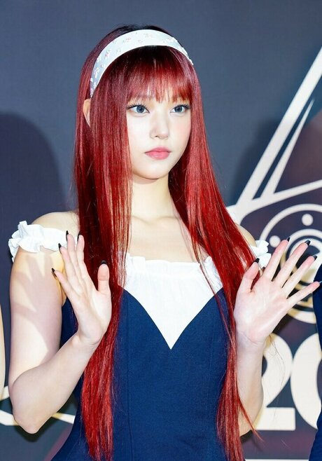 Haerin porn star pics