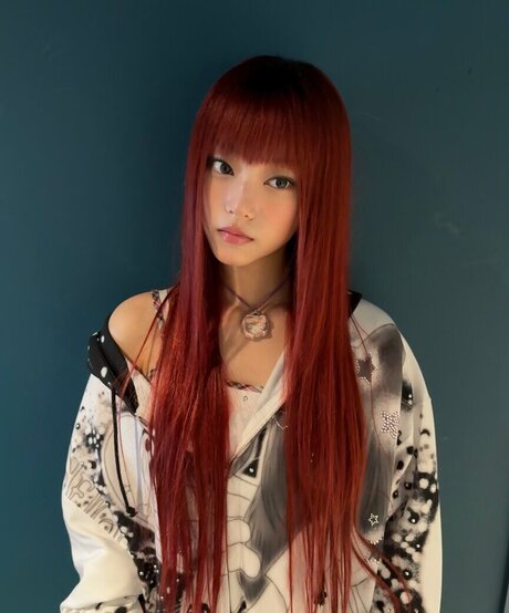 Haerin model porn archive