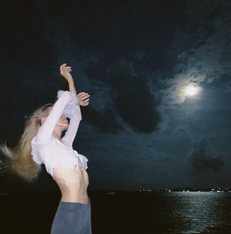 pokeltos model free image