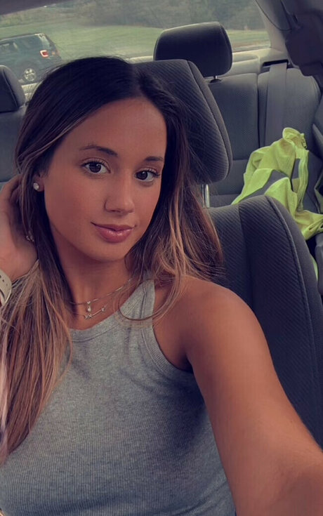 Camryn Blair model pretty photo