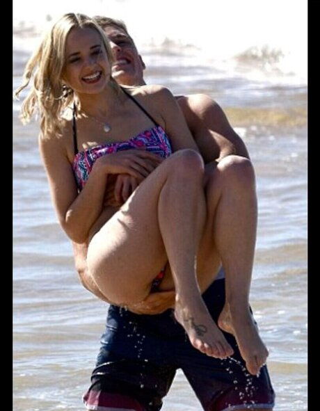 Raechelle Banno hot actress pic