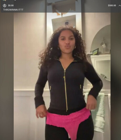 plus size onlyfans top photo