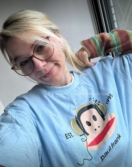 Soph Stardust star exclusive image