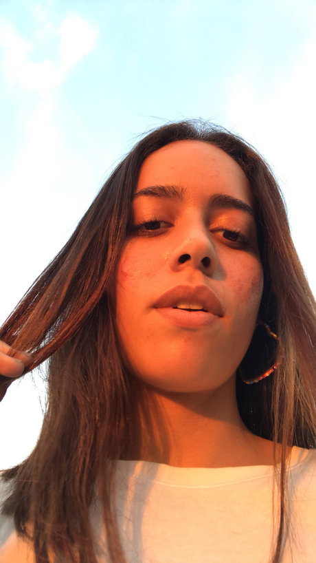 Laura Alcorta hot star pic