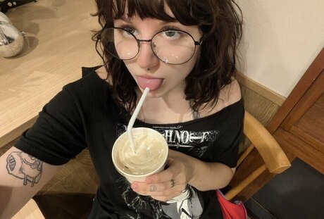 mylittlerobin pornstar pretty photos