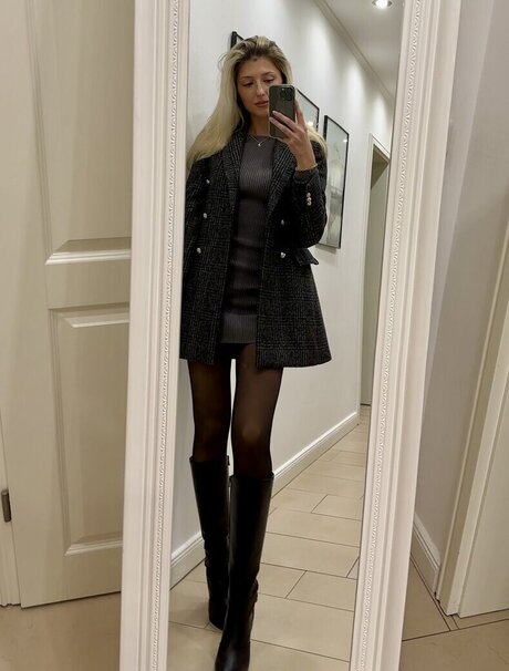 Tina Nora nice actress photo