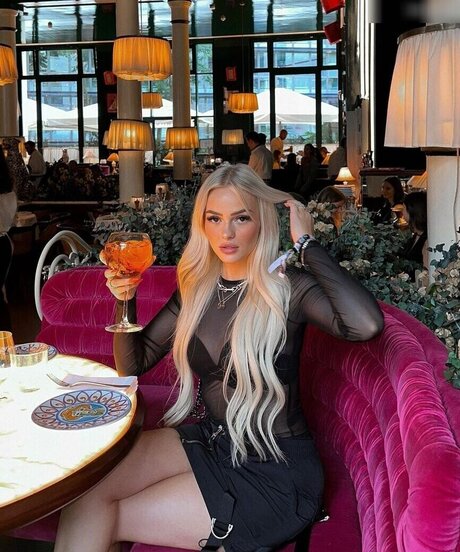 Zclina nudes star img