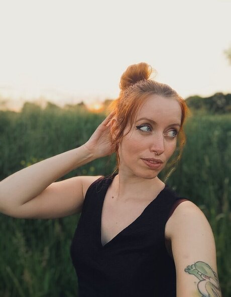 einfachsonina porn model pics