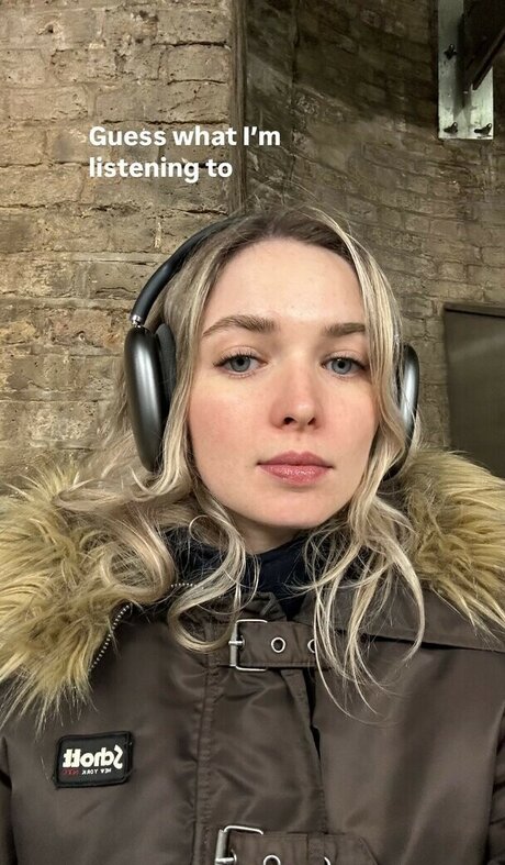 Meg Mills xxx pornstar images