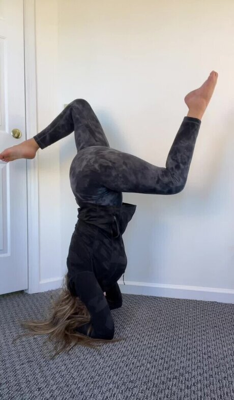 Brontenadine hot star gallery