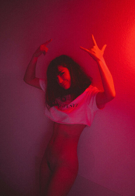 Emeline Faure star nude images