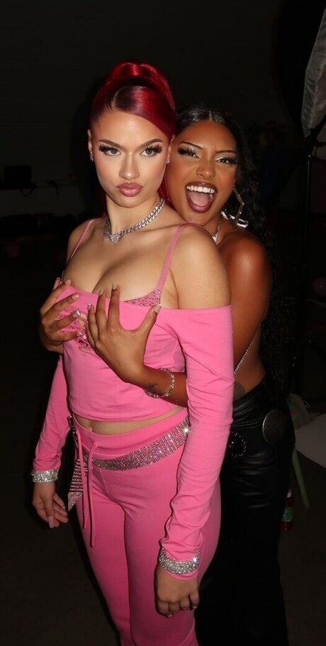 blonde tits onlyfans porno images