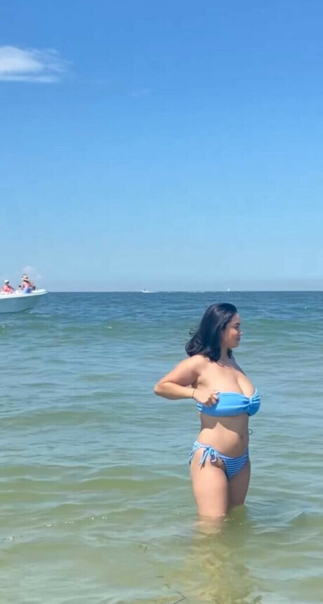 aceeskye pretty model pics