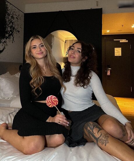 Vanessa Wende erotic pornstar pic