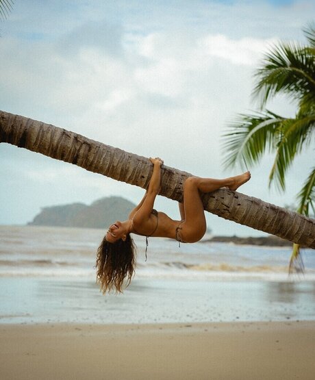 Sophia Chiara naked star galleries