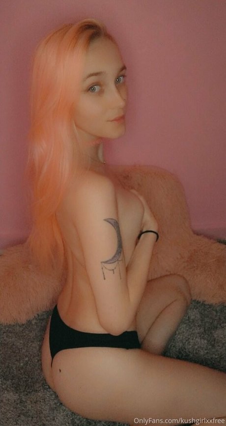 kushgirlxxfree sex pornstar photo