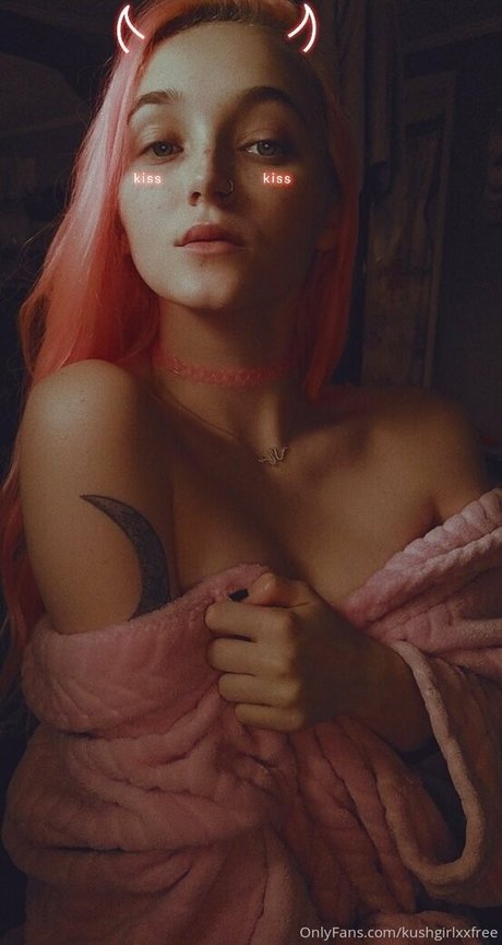 kushgirlxxfree beautiful model picture