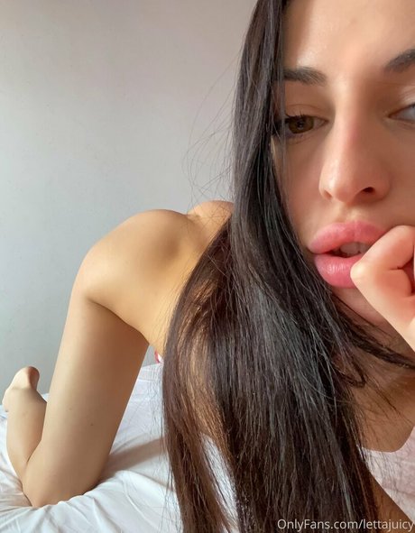 kitana youngx model sexy gallery