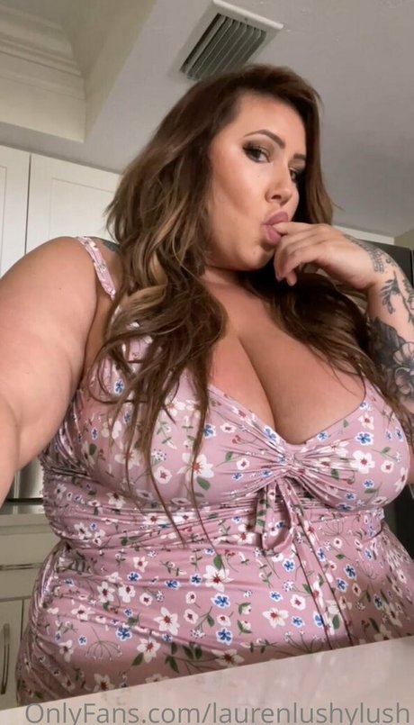 lushie lauren model naked pic