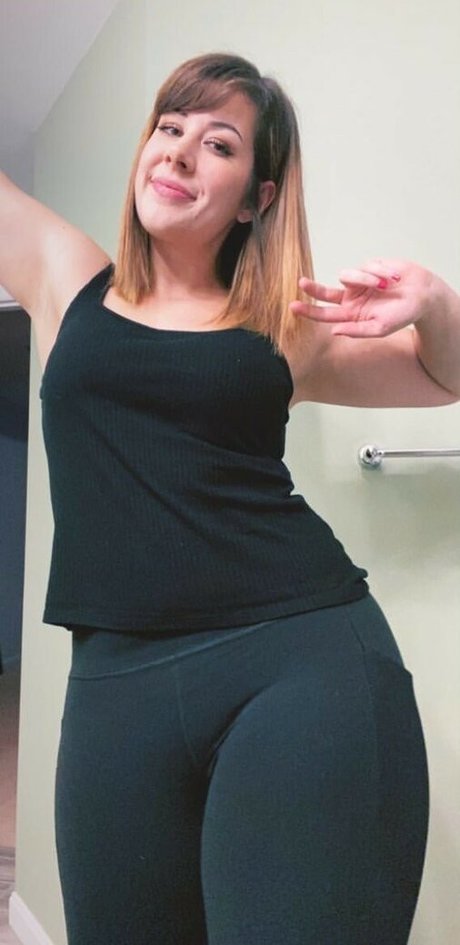 Elspeth Eastman naked star pic