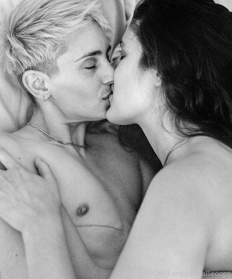 allieoops profile pic