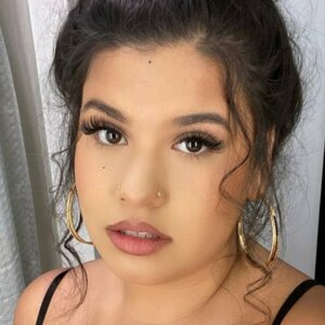 mamacitvizzy model xxx gallery