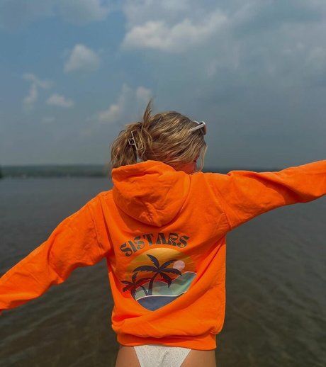 Brooke Isabella pornstar naked photos