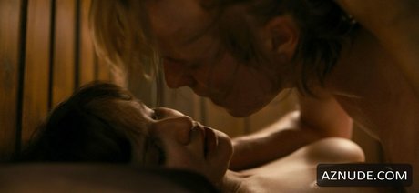 Lisa Vicari star exclusive pic