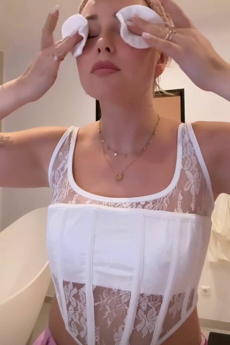 xxx asian onlyfans free naked pics