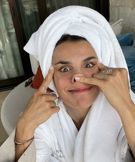 Elisabetta Canalis beautiful model pictures