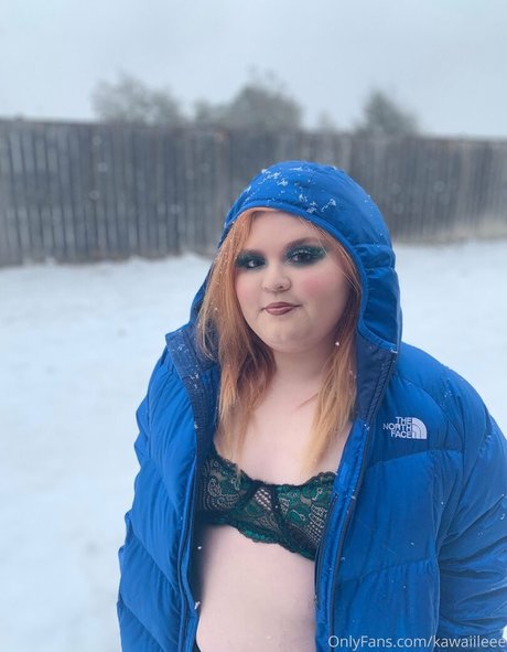 kawaiileee erotic model images