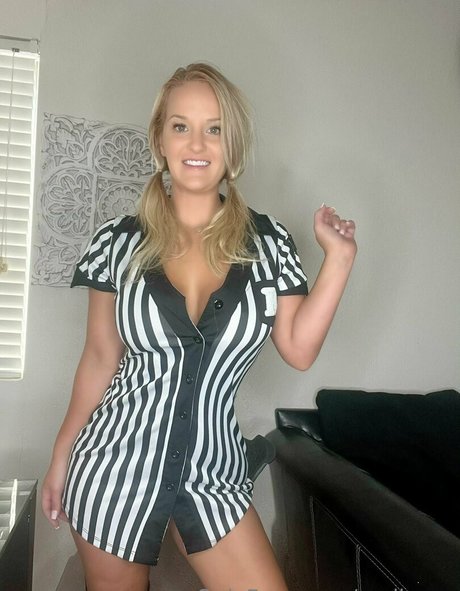 emilyyxx sex pornstar galleries