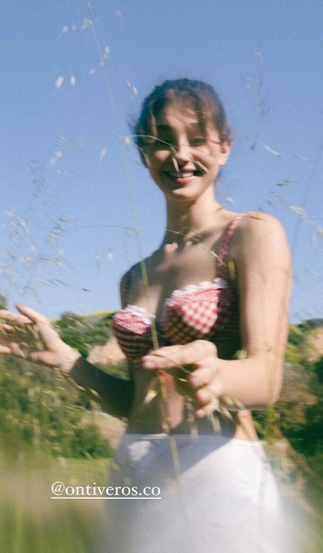 caterpillareyebrow pornographic actress photo