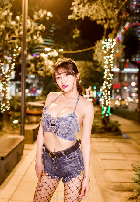 hooters onlyfans exclusive pictures