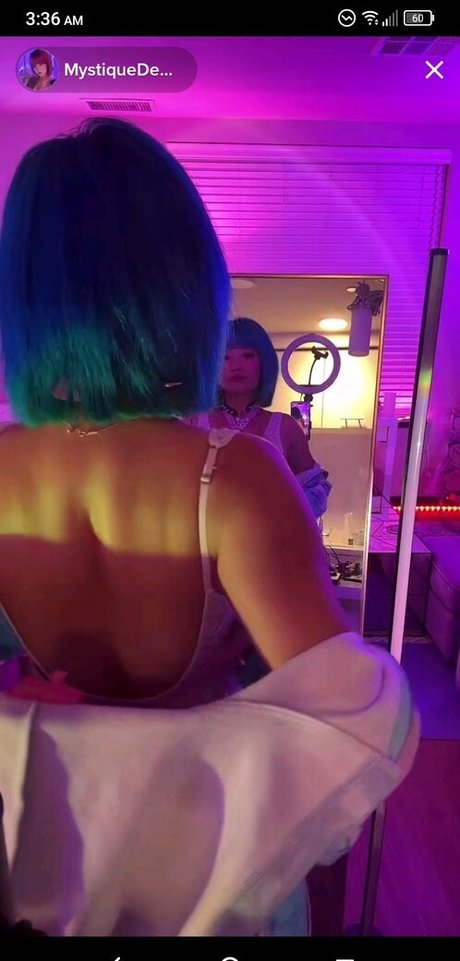 Mystiquede pornstar nudes picture