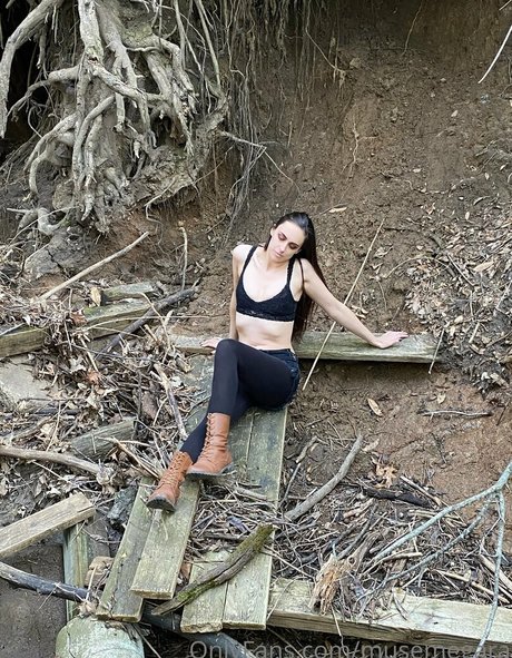 musemegara best star photo