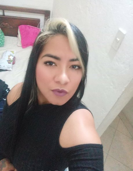 kanelamorena profile pic