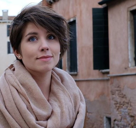 Soe Gschwind hd actress image