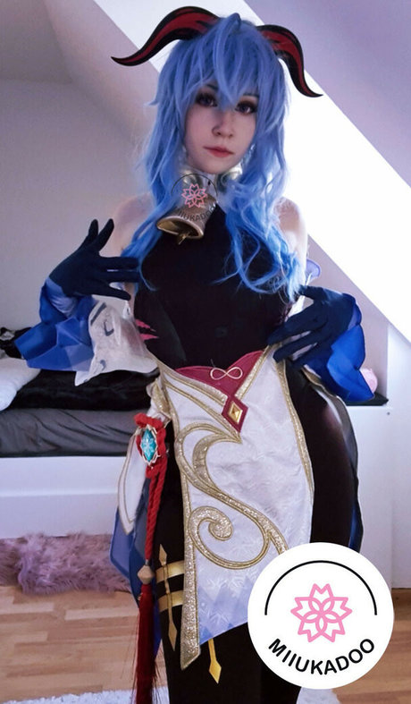 Miukadoo sex star photo