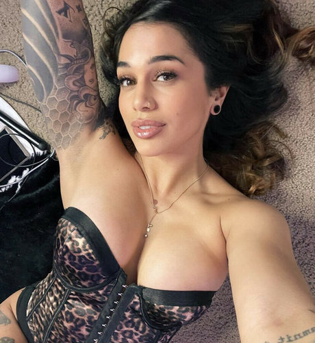 Kodipdx sexy model galleries