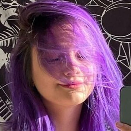 vikkkess naked actress photo