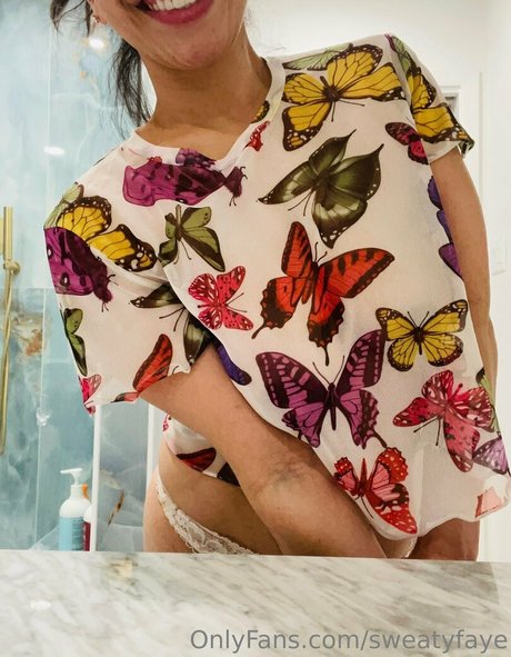 sweatyfaye model art gallery