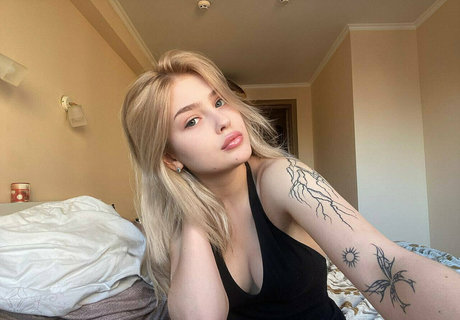 lilaxshy model top images