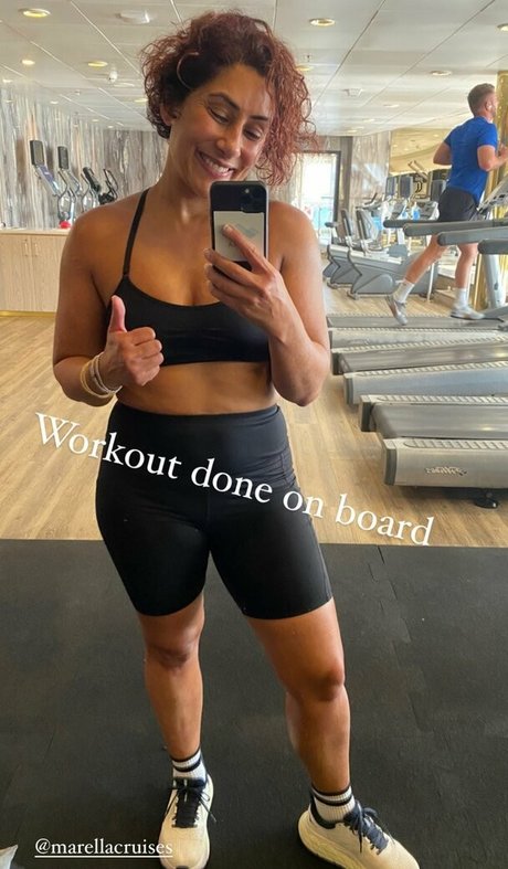 Saira Khan pornstar erotic galleries