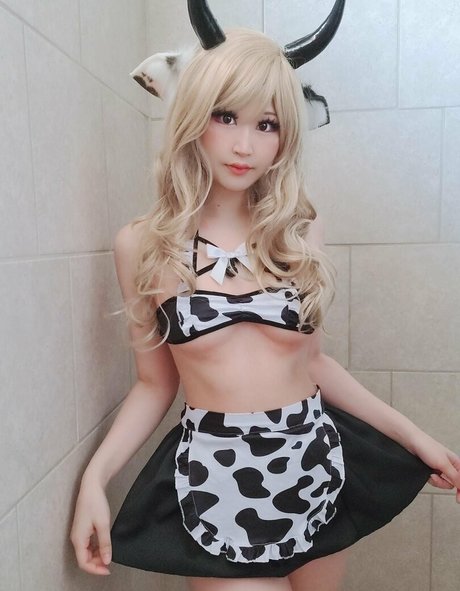 Jennybelly hot pornstar img