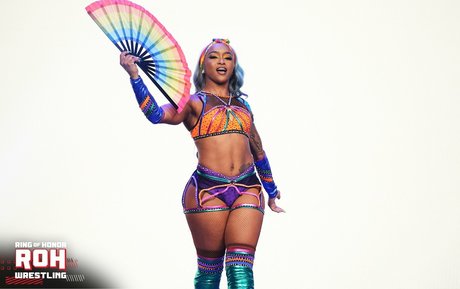 Kiera Hogan star beautiful photos
