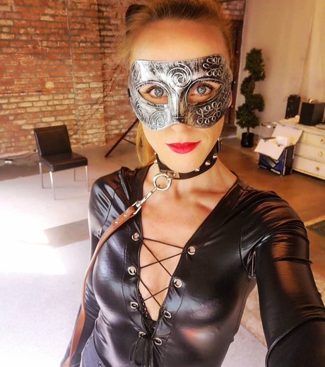 Lexi Leatherland free actress archive