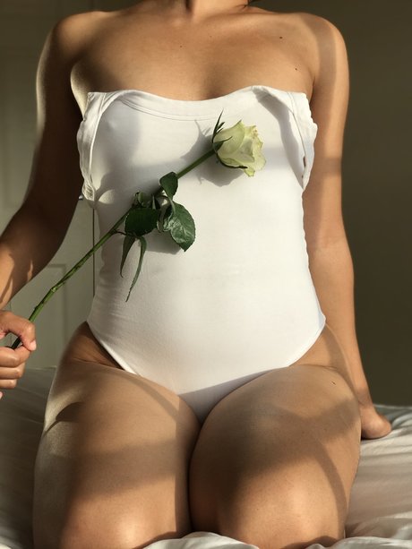 pengting sexy actress img